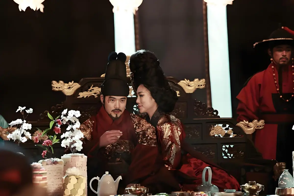 《奸臣》未删减版HD高清免费在线观看-奸臣完整版无广告播放-韩国电影高清资源-看全集
