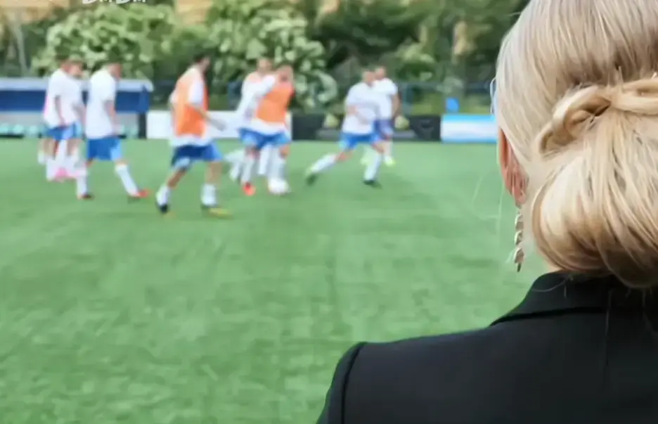 法国电影《足球队的女老板们》高清完整版免费在线观看-footballers moms全集资源VS影视在线播放