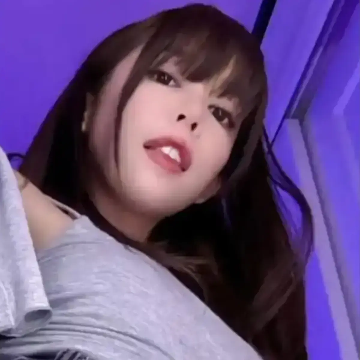 绯红小猫kittyxkum未删减版全集HD高清在线播放-《绯红小猫》无修4K蓝光完整版免费观看-中文字幕资源打包下载